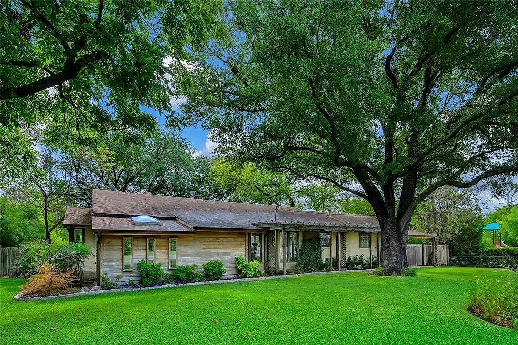 Homes For Sale In Casa Linda Dallas
